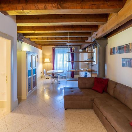 Youatmolino Canal View Apartment Veneza Exterior foto